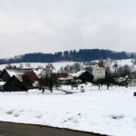 05 Der Maibaum bei Oflings ist schon sehr stark mitgenommen